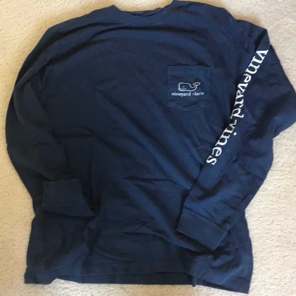 Navy long sleeve VineyardVines frocket tee